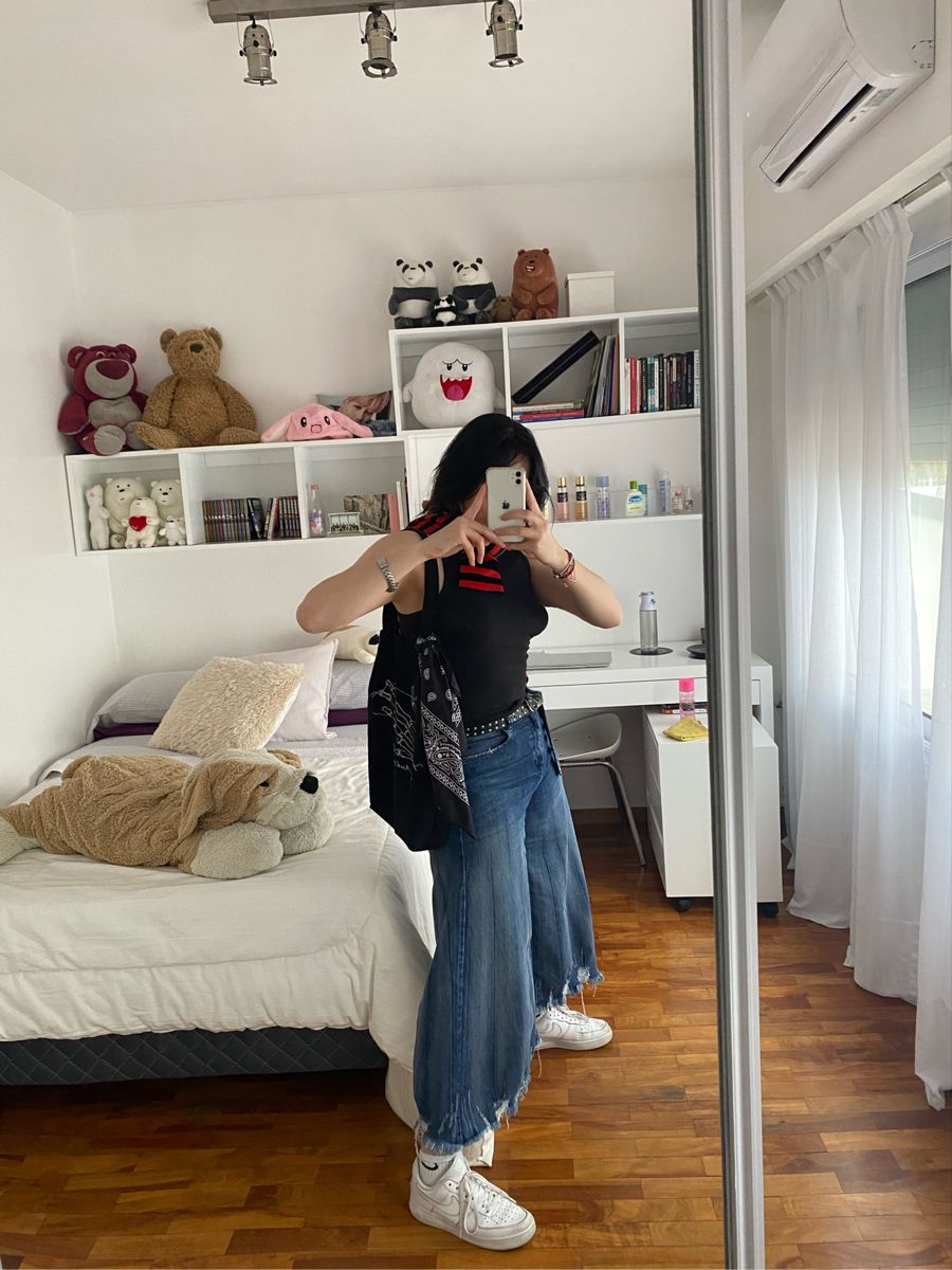 outfit_idea_mirror_selfie___.jpg