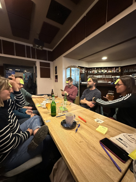 LANGUAGE CAF&Eacute; V KAVARNI VEGA