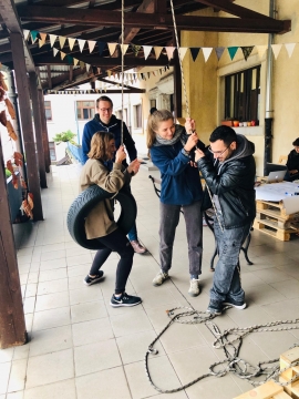 Prostovoljci so uspe&scaron;no popestrili hi&scaron;o