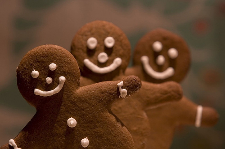 Peka slanih in sladkih prigrizkov